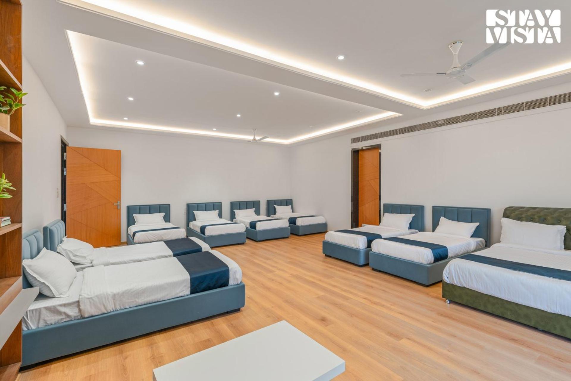 Stayvista At Aj House With Pvt Pool & Projector Set-Up Haydarabad Dış mekan fotoğraf